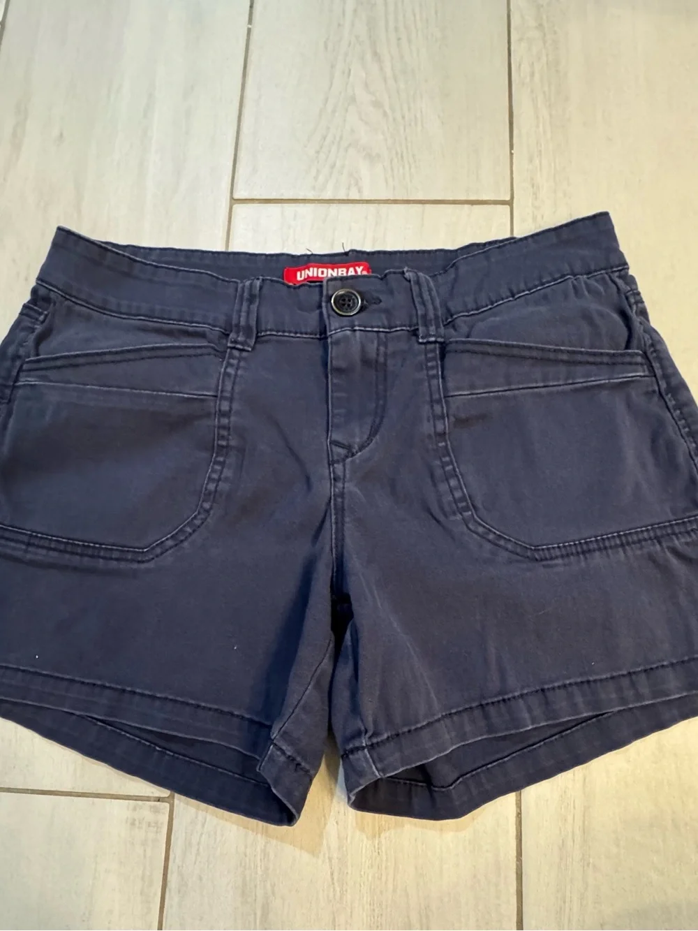 TWO pairs of UNIONBAY Women's Denim Short Set - White and Navy - Picture 2 of 7
